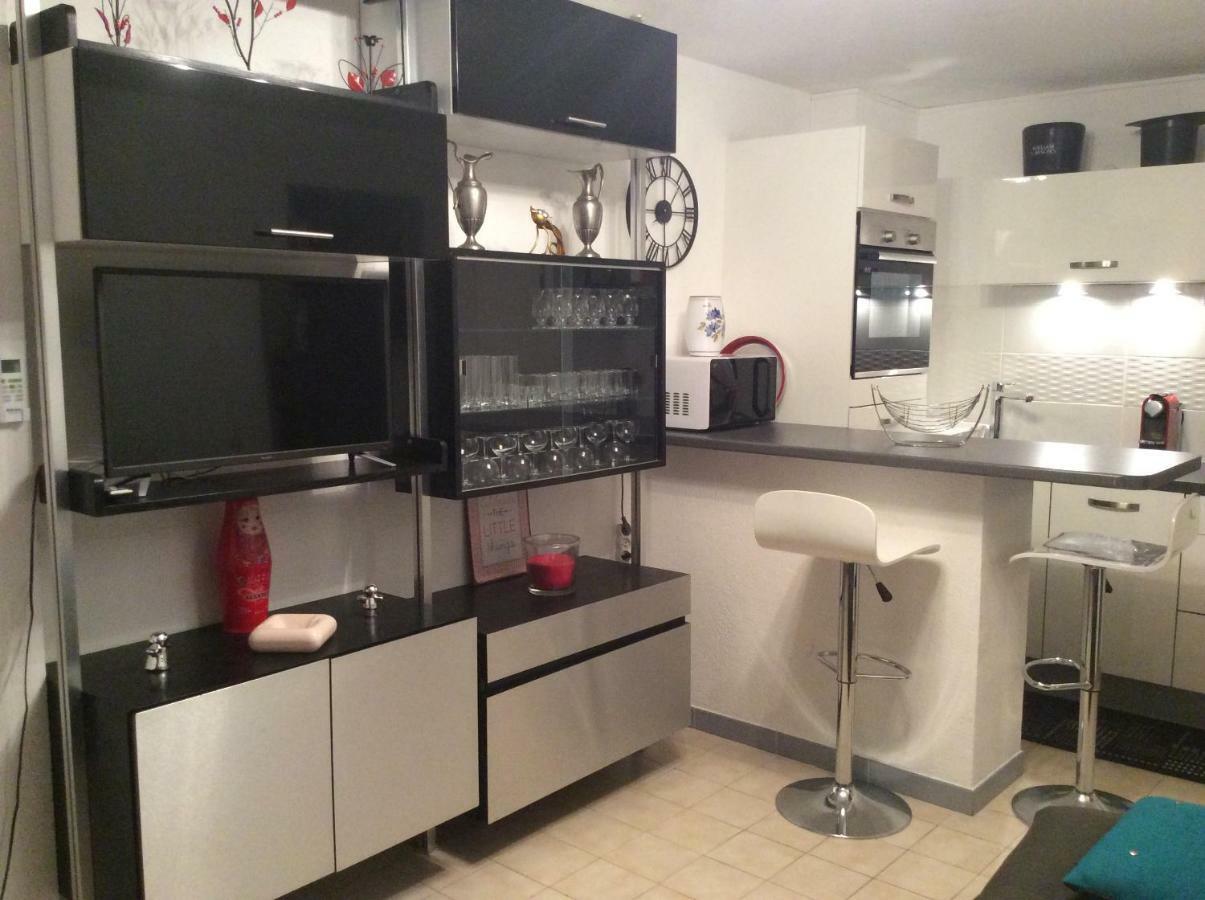 T2 Rez De Jardin 300M Plage De Beaucours Sanary Sur Mer Zewnętrze zdjęcie